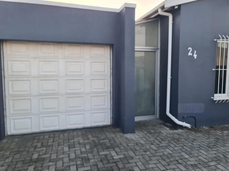 2 Bedroom Property for Sale in Brooklyn Western Cape